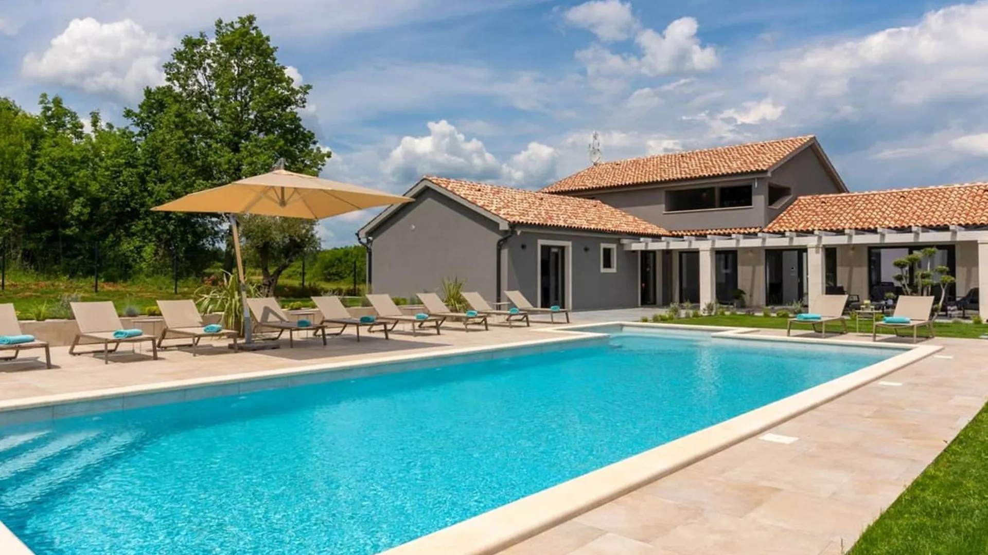 Villa Panorama - A Mediterranean Dream Villa Apartmán Radhimë